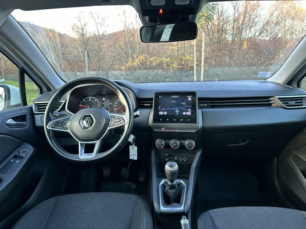 RENAULT CLIO V — fotografia 8