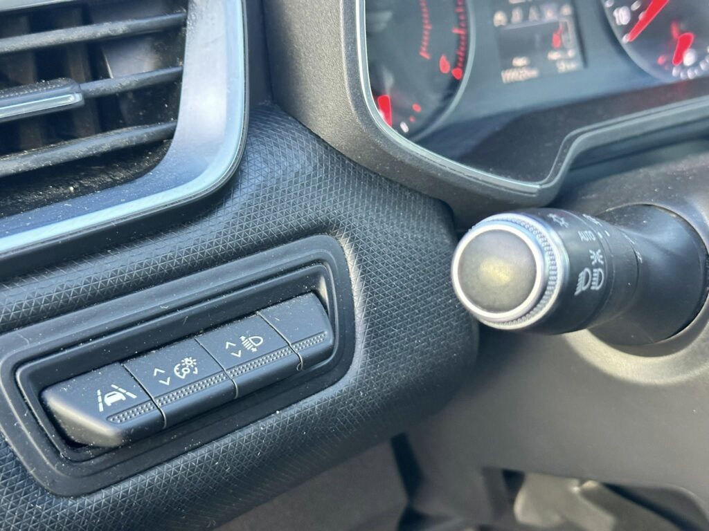 RENAULT CLIO V — fotografia 11