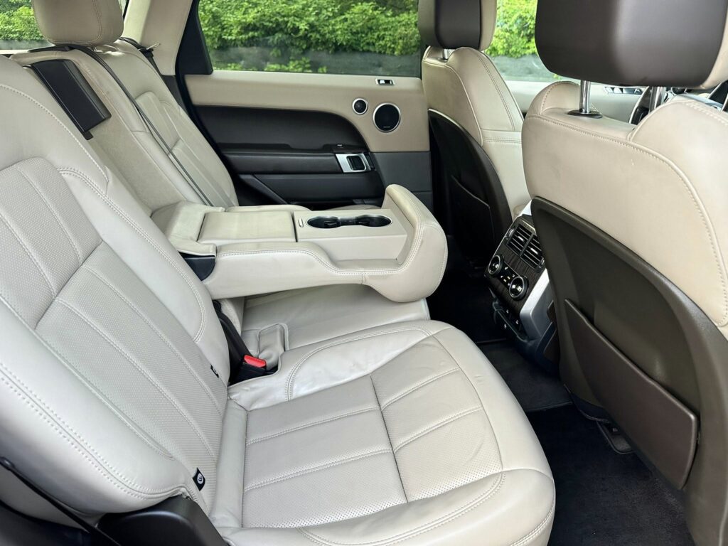 RANGE ROVER SPORT — fotografia 4