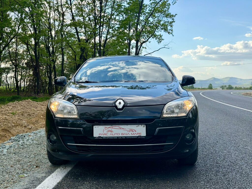 Renault Megane III — fotografia 2